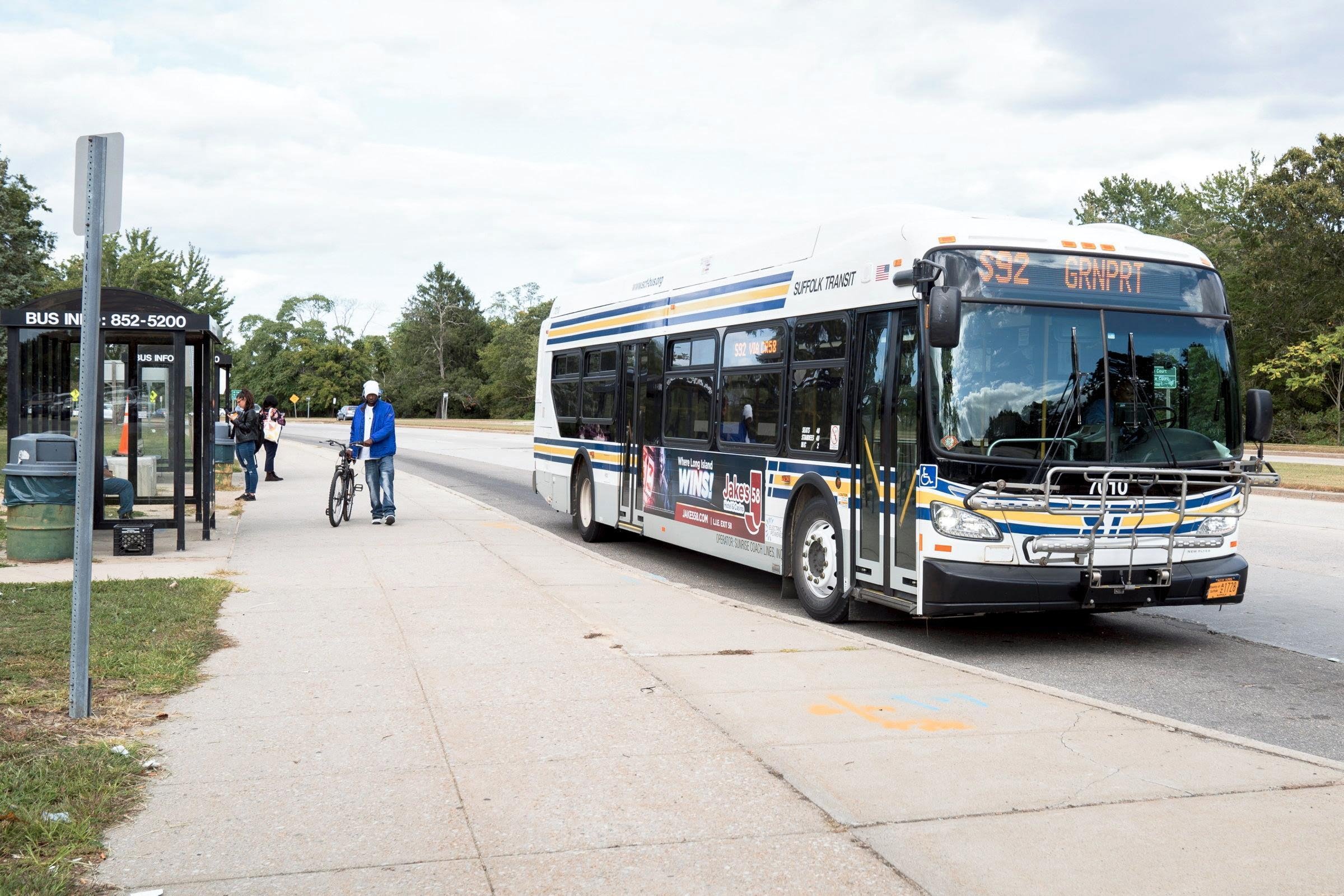 11 bus schedule suffolk county